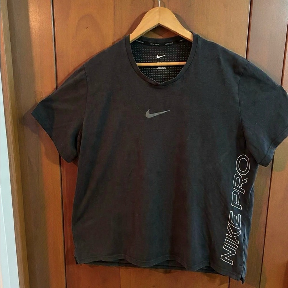 Nike Pro Charcoal Men's Short Sleeve Tee - Picture 2 of 6